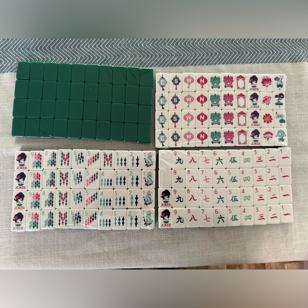 Mahjong Tile Set – 160 Tiles – Never Used